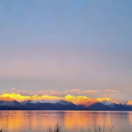 Apartment Lisas Hus #kafjord#lyngen *